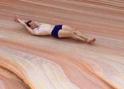 Sliding the Wave, Arizona - Nature Sliding - Offrohr Rutschen